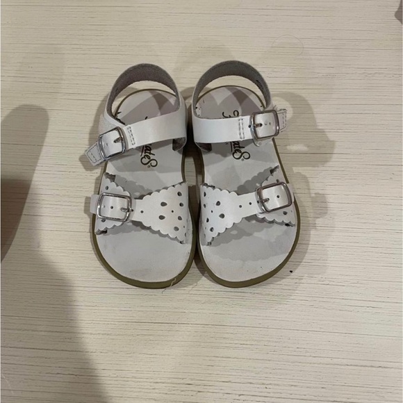 FootMates White Toddler Sandal - Picture 1 of 2